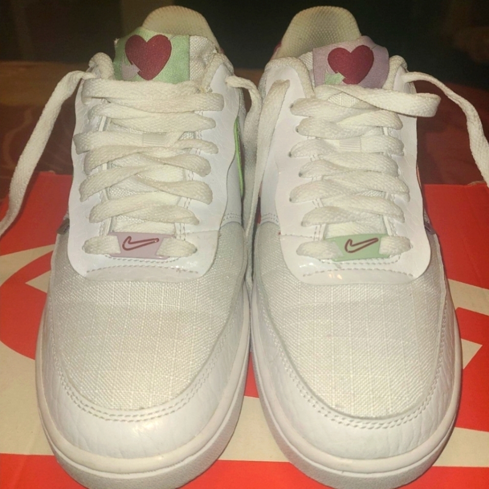 Women's Nike Court Vision Lo PRMV sneakers